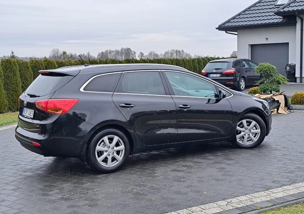 Kia Ceed cena 29900 przebieg: 221000, rok produkcji 2012 z Lędziny małe 277